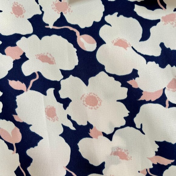 Skies Are Blue Kaulin Relaxed Floral Button Down Top White Blush Navy Print | PL - Picture 7 of 16